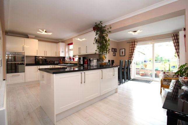 160, Chertsey Rise, Stevenage photo 4