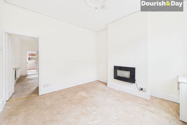 35 Albert Terrace, Stafford photo 2