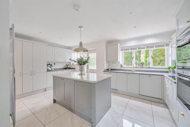 Detached house for sale in Woodlands Close, Cople, Bedford