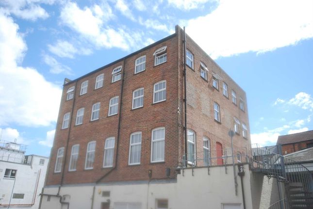 Flat to rent in The Warehouse, Central Bournemouth