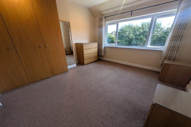 57, Farm Road, Chilwell, Nottingham photo 5
