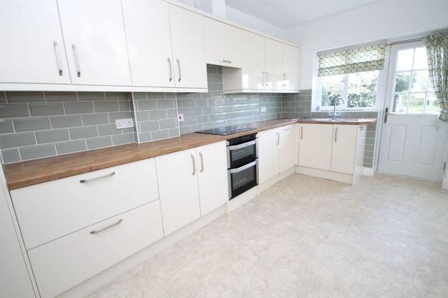 Semi-detached house for sale in Lynsted Lane, Lynsted, Sittingbourne