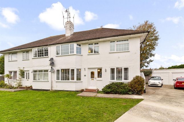 Shirley Close, 3-015.Jpg