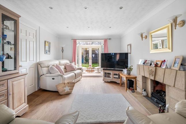 7, Briar Walk, Cheltenham photo 3