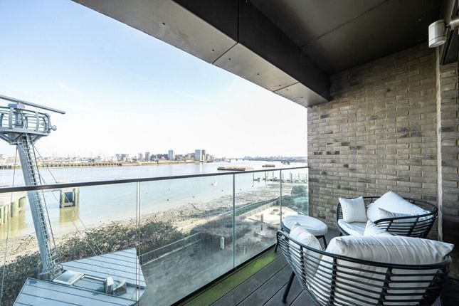 Reminder Lane, North Greenwich photo 4
