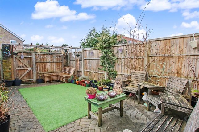 5 OAK ROAD photo 3