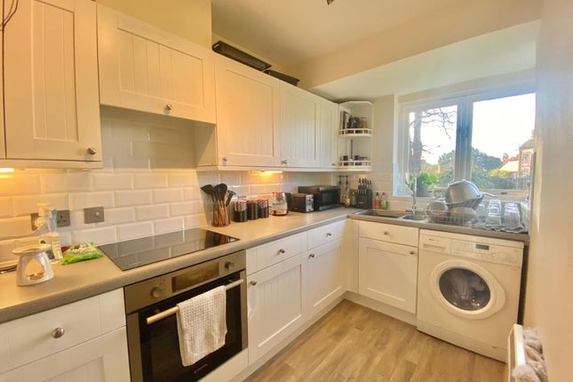 Flat to rent in White Hart Close, Benson