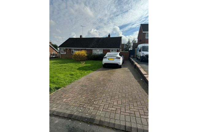 Semi-detached bungalow for sale in Renshaw Drive, Swadlincote