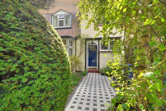 Thumbnail Detached house for sale in Heathfield Road, Acton, London