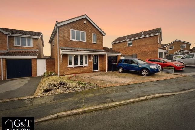 18 Salcombe Drive, Brierley Hill photo 3