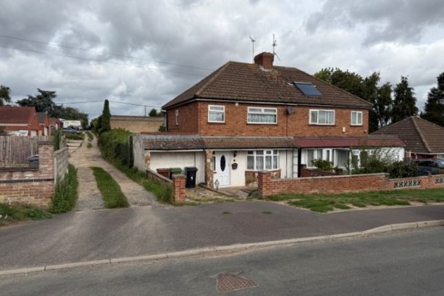 3-bed semi-detached on 1 Valley Road, Norwich, £160,000