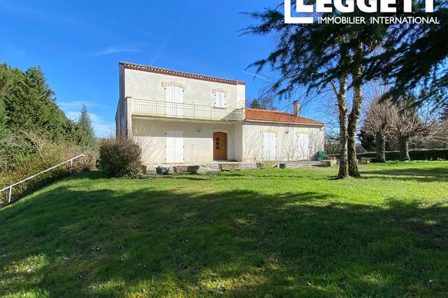 Thumbnail Villa for sale in Confolens, Charente, Nouvelle-Aquitaine