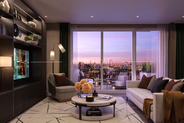 Flat for sale in Oval, London