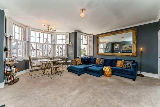 7a, Windermere Road, London photo 2