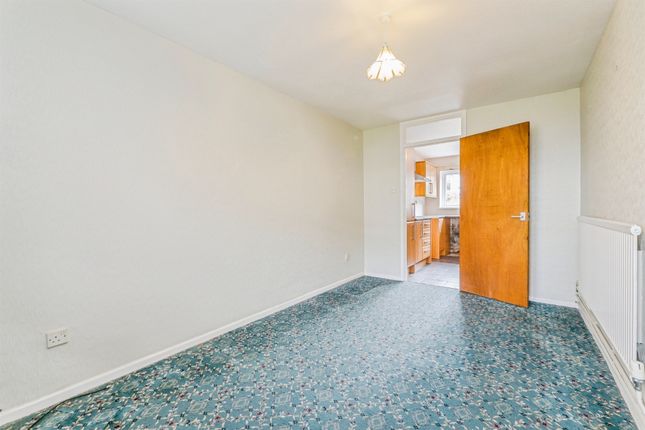 414, Coed-Y-Gores, Cardiff photo 3