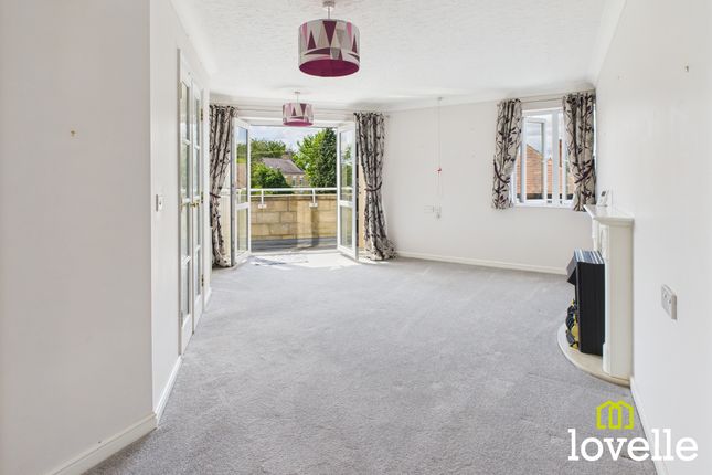 23, Shardeloes Court, Kingtree Avenue, East Riding of Yorkshire photo 2