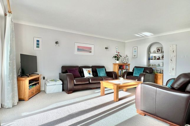 Flat for sale in Hurst Road, Milford On Sea, Lymington, Hampshire