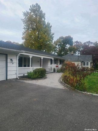 Thumbnail Property for sale in 1361 Nw Potter Boulevard Nw, Bay Shore, New York, 11706, United States Of America