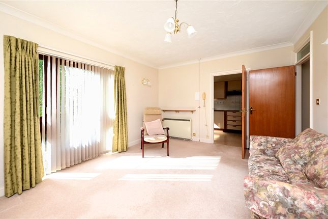 14, Pegasus Court, Hampshire photo 4