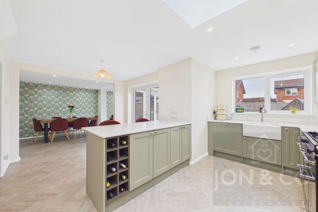 5, Green Finch Drive, Northampton photo 4