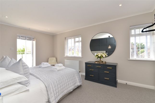23, Westfield Road, Lymington photo 2