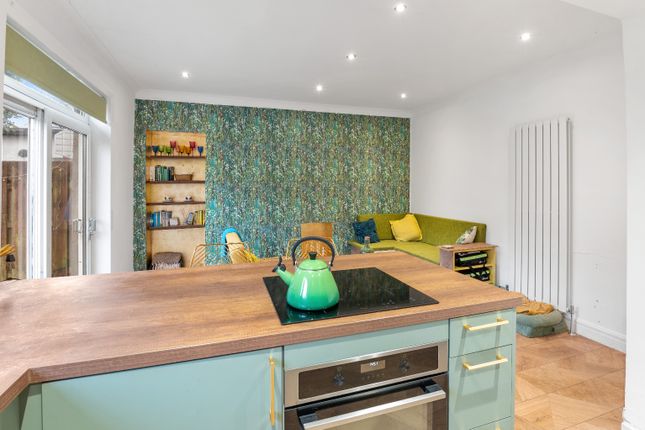 End terrace house for sale in Colchester Drive, Kelvindale, Glasgow