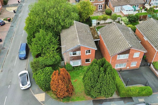 85 Vineyard Road, Newport photo 2