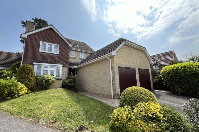 Detached house for sale in Ashmount, Lowden, Central Chippenham