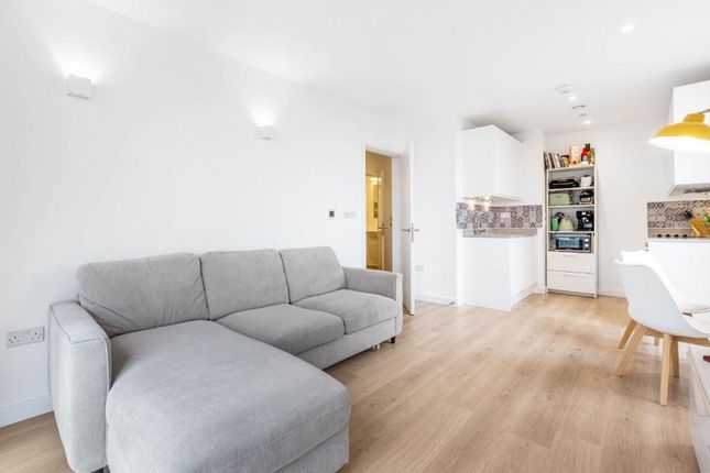 Thumbnail Flat for sale in 102 Bollo Lane, London