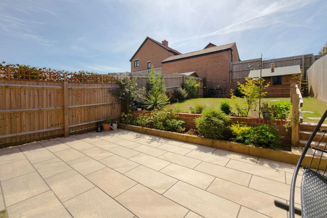 8 Pinkney Gardens, Ipswich photo 4