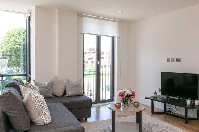 (SL) Flat 3, 39, Faraday Road, London photo 4