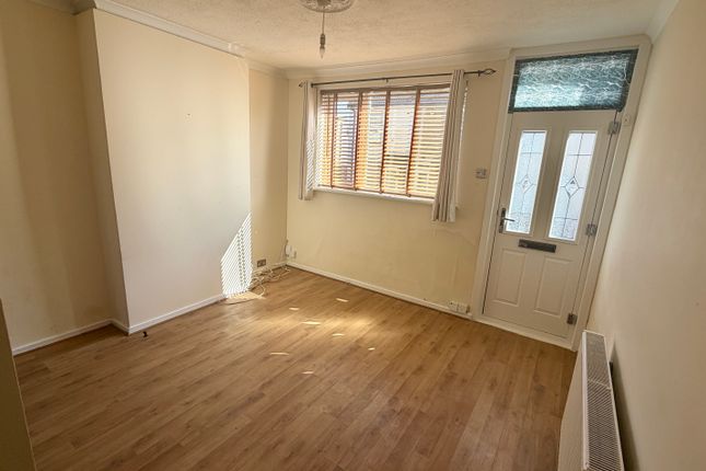 15, Collis Street, Rochester photo 3
