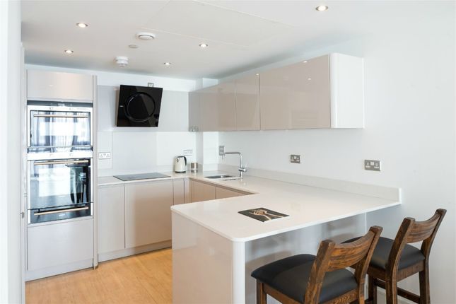 1801, Altitude Point, London photo 5