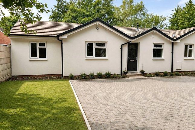 2-bed house on 52A,, Lichfield Road, Shelfield, £1,350/mo