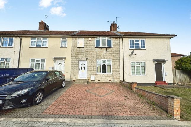 3-bed house on 70 Littlefield Road, Edgware, £499,999