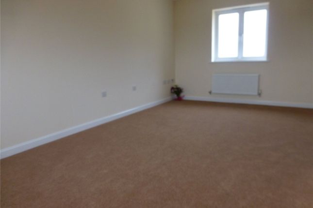 46, Renard Rise, Gloucestershire photo 5
