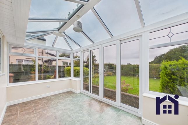 39 Charter Lane, Chorley photo 3
