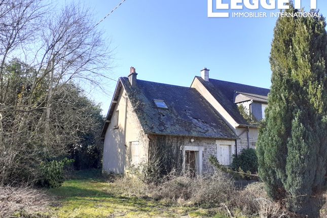 Thumbnail Villa for sale in Saint-Mars-Sur-La-Futaie, Mayenne, Pays De La Loire