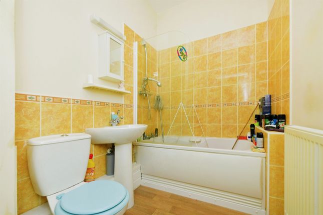 Flat for sale in Barne Road, Plymouth
