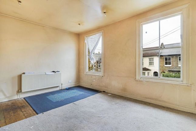 52, Avondale Rise, Peckham photo 2