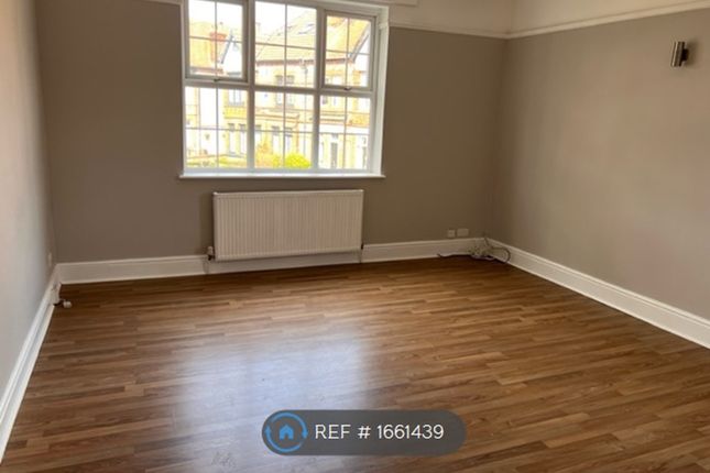 Thumbnail Flat to rent in Westbourne Grove, West Kirby