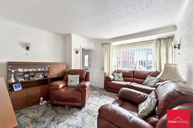 33 Harewood Road, Manchester photo 2