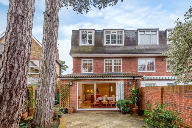Semi-detached house to rent in Broom Road, Teddington, Richmond Upon Thames