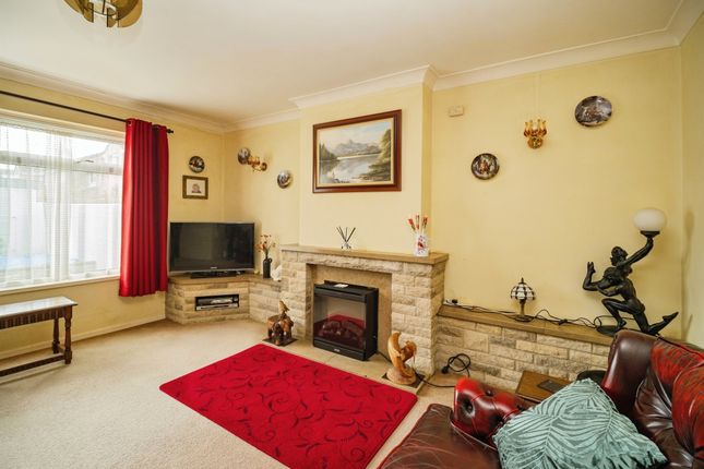 15, Fosse Green, Dorchester photo 2