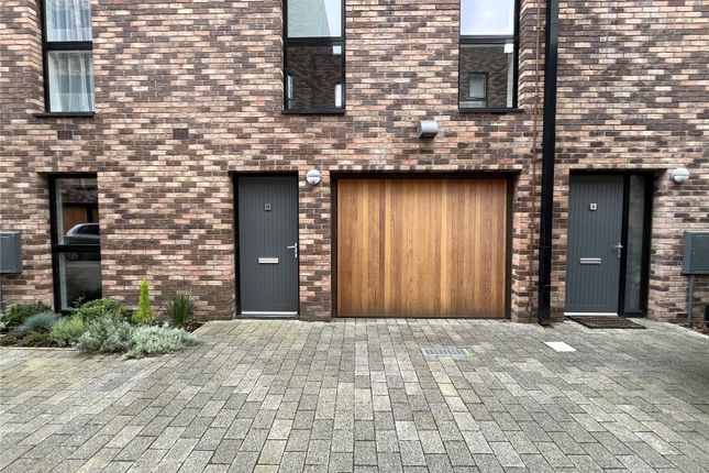 8 Lockgate Mews,, Lockgate, Manchester photo 2