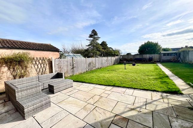 Detached house for sale in The Meadway, Burbage, Hinckley