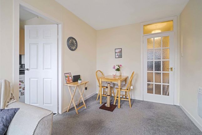 32C,, Kyle Street, South Ayrshire photo 3