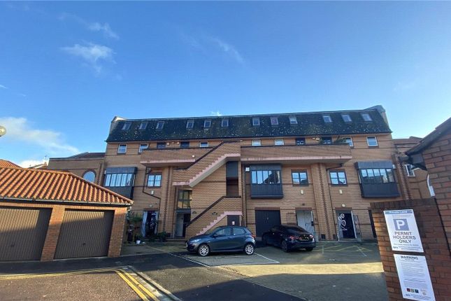 Thumbnail Flat to rent in Challoner Court, Bristol
