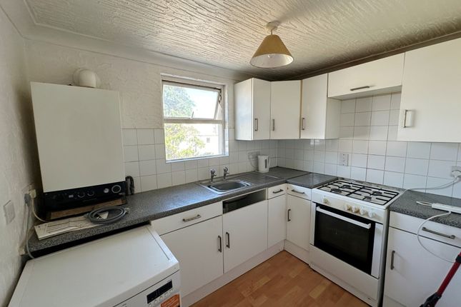 Flat 3, 104 Seaside Road, Eastbourne photo 4
