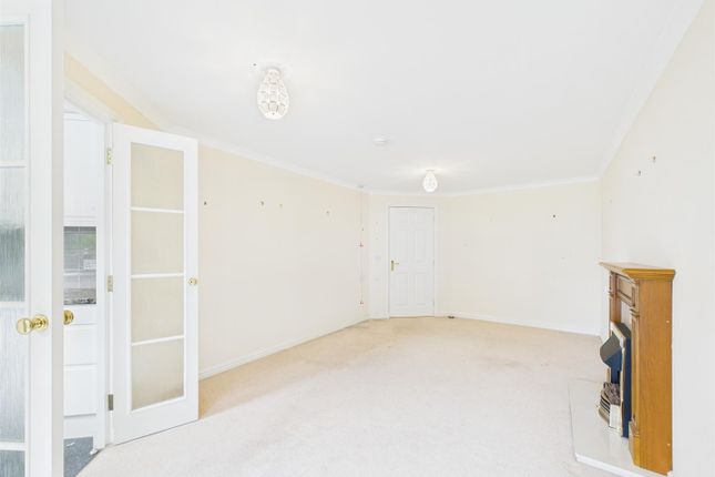 Flat 31, Ericht Court, Upper Mill Street, Blairgowrie photo 3